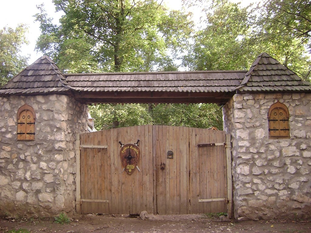 https://back.b.devtwin.multikey.studio/media/place/--1664255_1.jpg