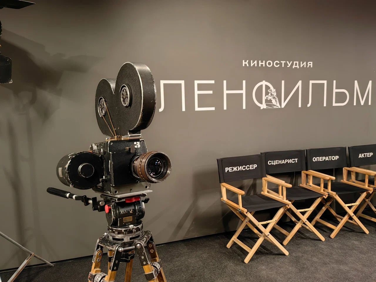 https://back.b.devtwin.multikey.studio/media/place/-XXXL_2.webp_Qe04991.jpeg