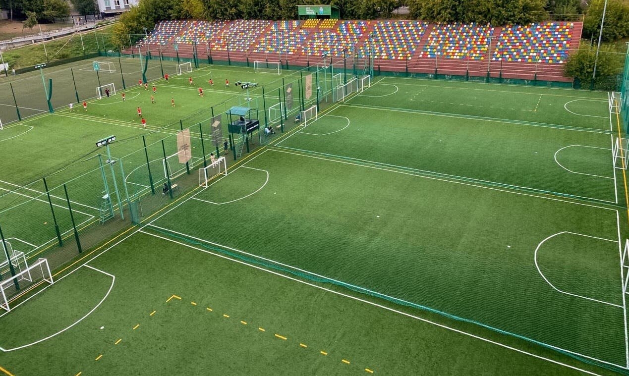 https://back.b.devtwin.multikey.studio/media/place/cityfootball-XXXL1.jpg