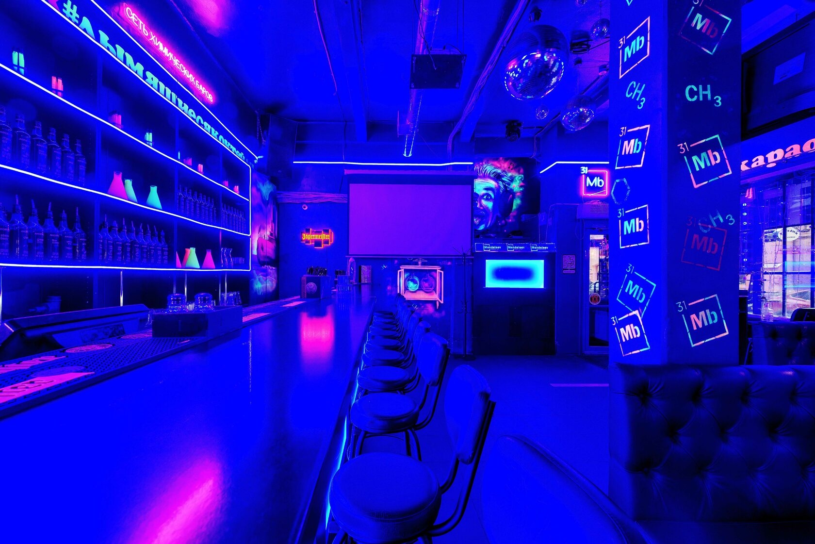 https://back.b.devtwin.multikey.studio/media/place/none-DSC_9237.jpg