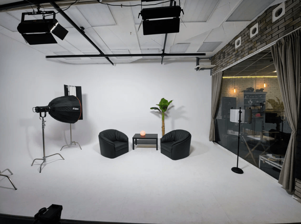 https://back.b.devtwin.multikey.studio/media/place/none-Screenshot_7_H39XArv.png