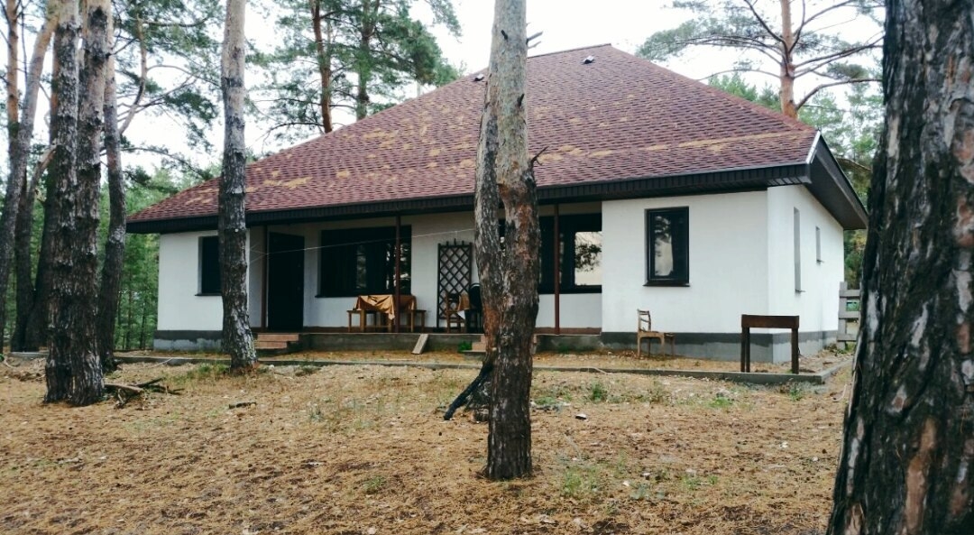 https://back.b.devtwin.multikey.studio/media/place/none-zaWUg_oJYK0.jpg