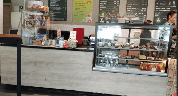 https://back.b.devtwin.multikey.studio/media/place/toms-coffeeshop-Screenshot_4771.png