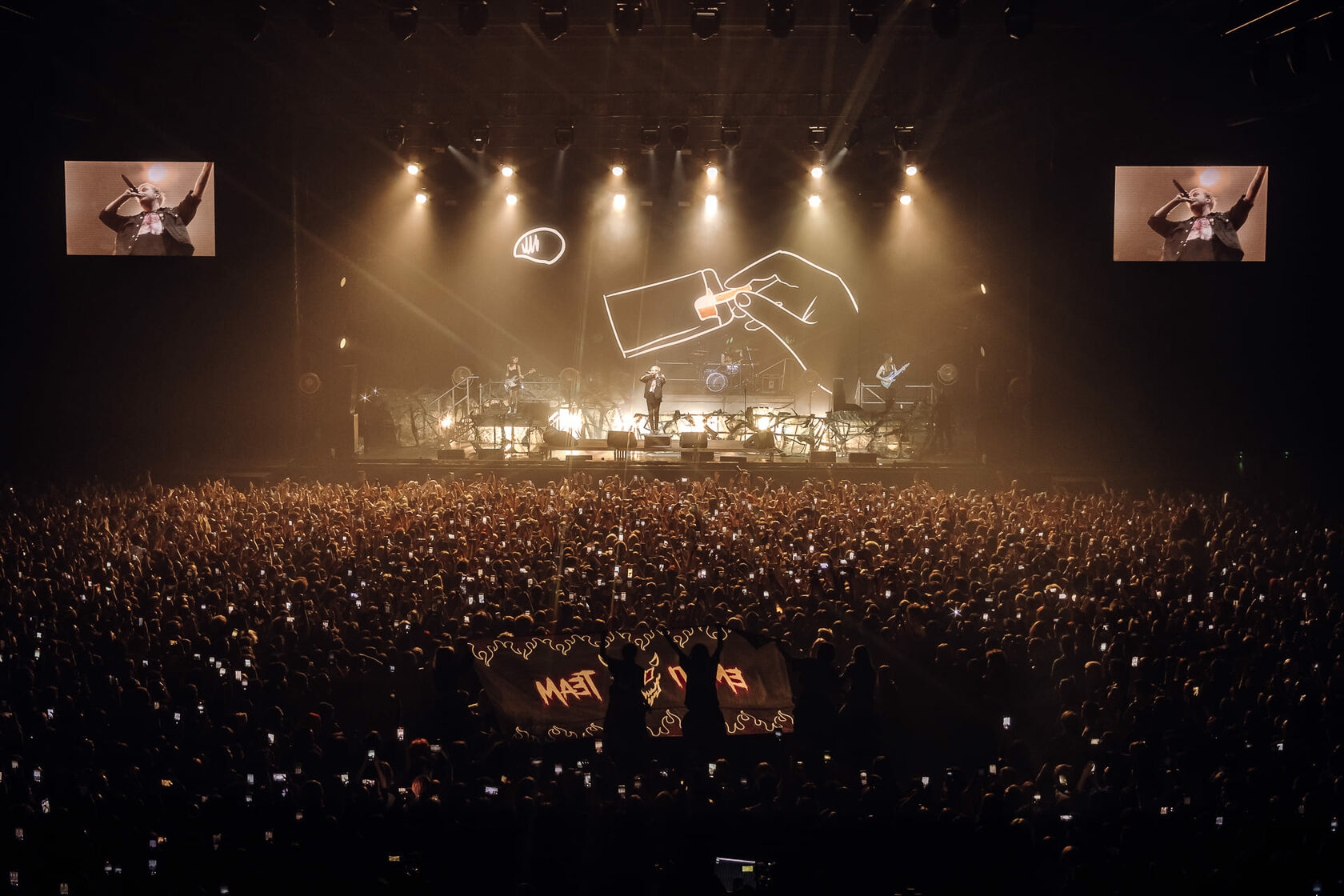 https://back.b.devtwin.multikey.studio/media/place/vk-stadium-Image00033.jpg